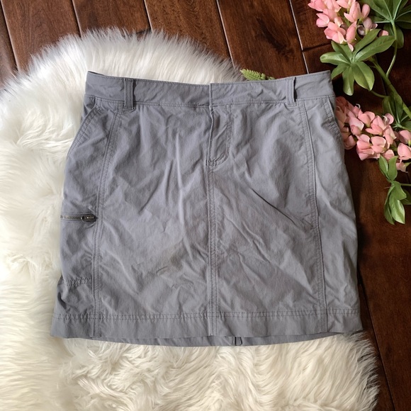 Athleta▪️Gray Skort. Sz 8 - Picture 1 of 4